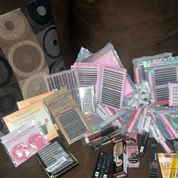 Make-up - Picture 7 of 9